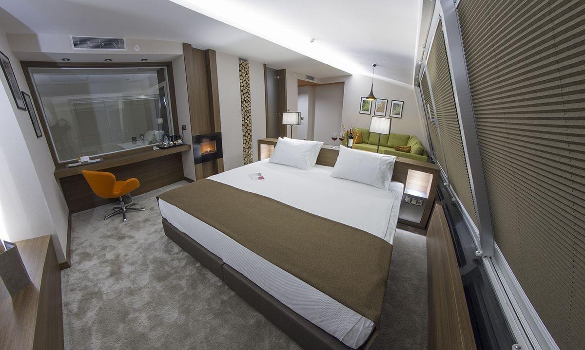 Modernity Hotel เอสเกซีเฮียร์ ภายนอก รูปภาพ