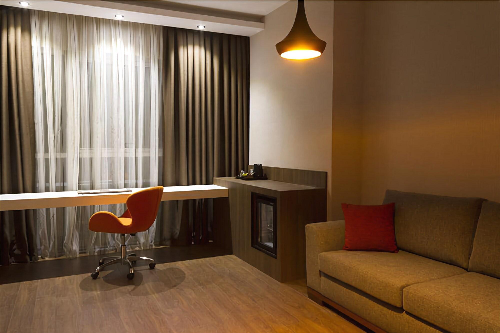Modernity Hotel เอสเกซีเฮียร์ ภายนอก รูปภาพ